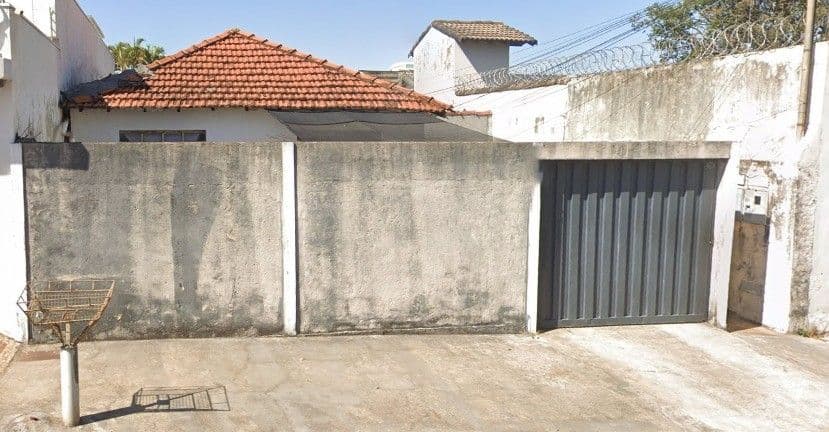 Terreno / Lote / Condomínio em Brasil - Uberlândia